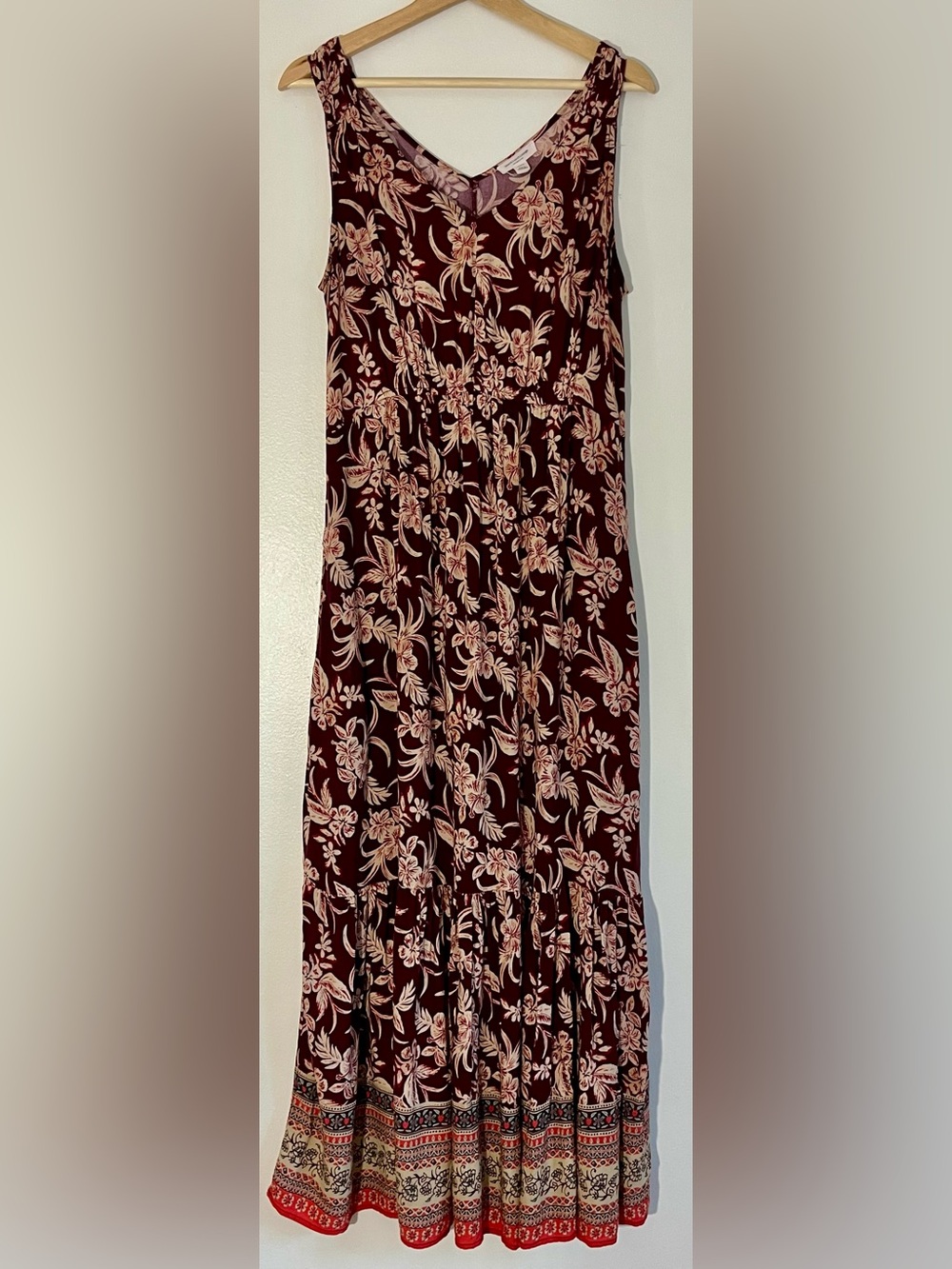 beachlunchlounge Floral Print Maxi Dress with Pockets size Medium Boho Summer